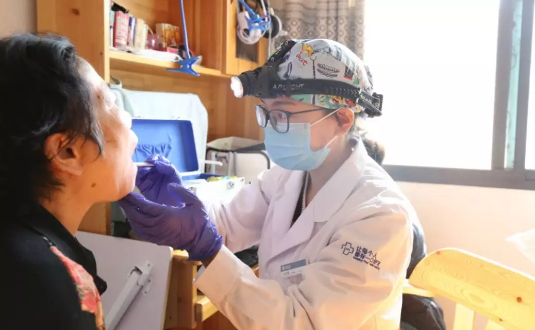 0215175361534144.png blob.png